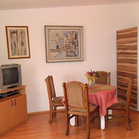 Apartments Kestenovi Dvori Opatija Exterior foto