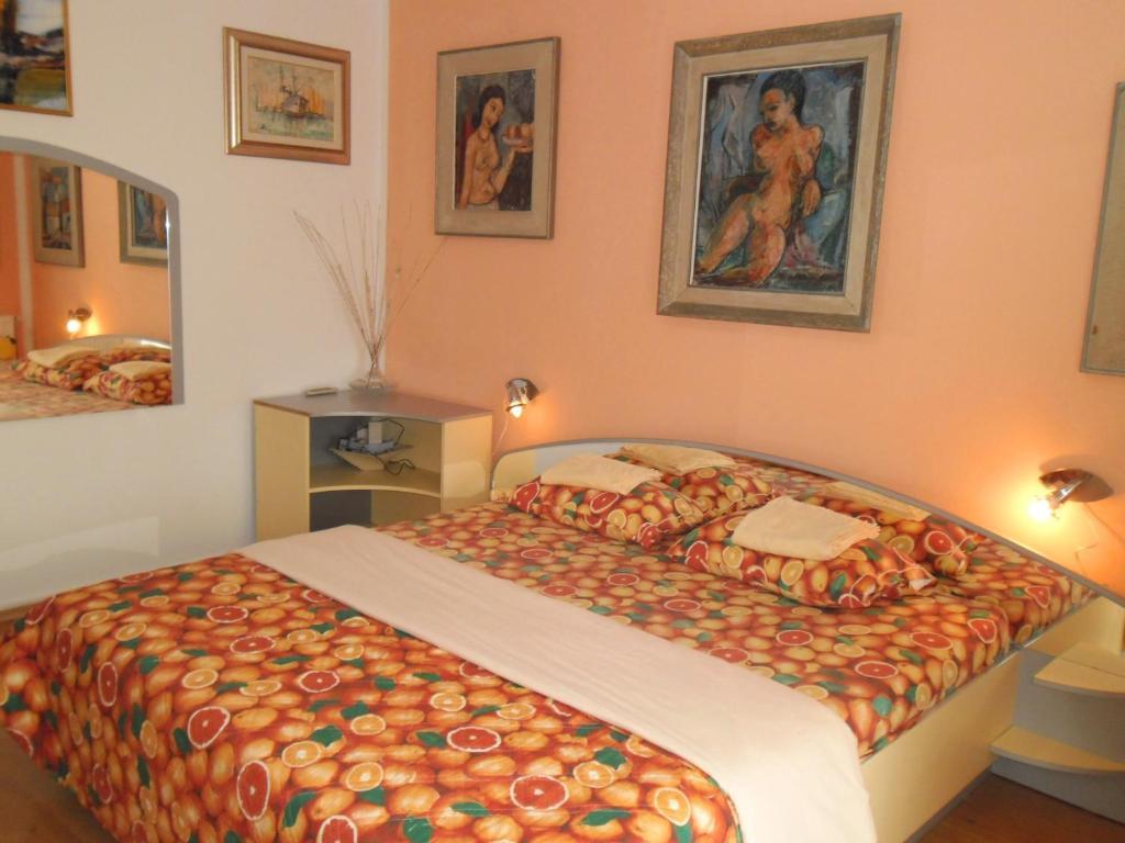 Apartments Kestenovi Dvori Opatija Cameră foto
