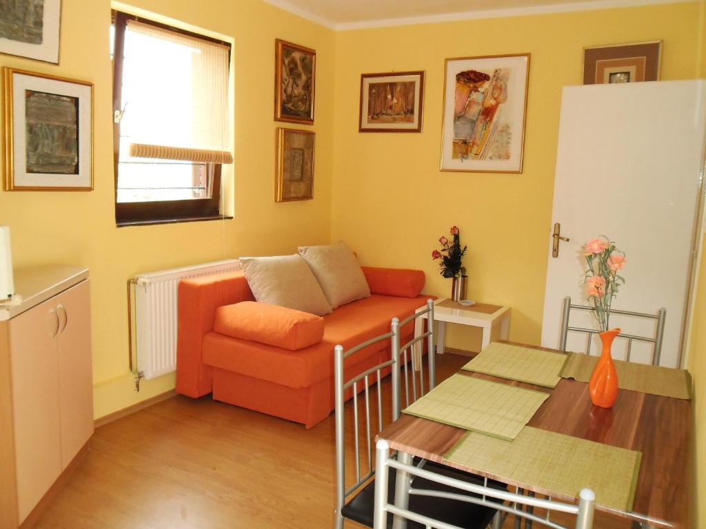 Apartments Kestenovi Dvori Opatija Cameră foto